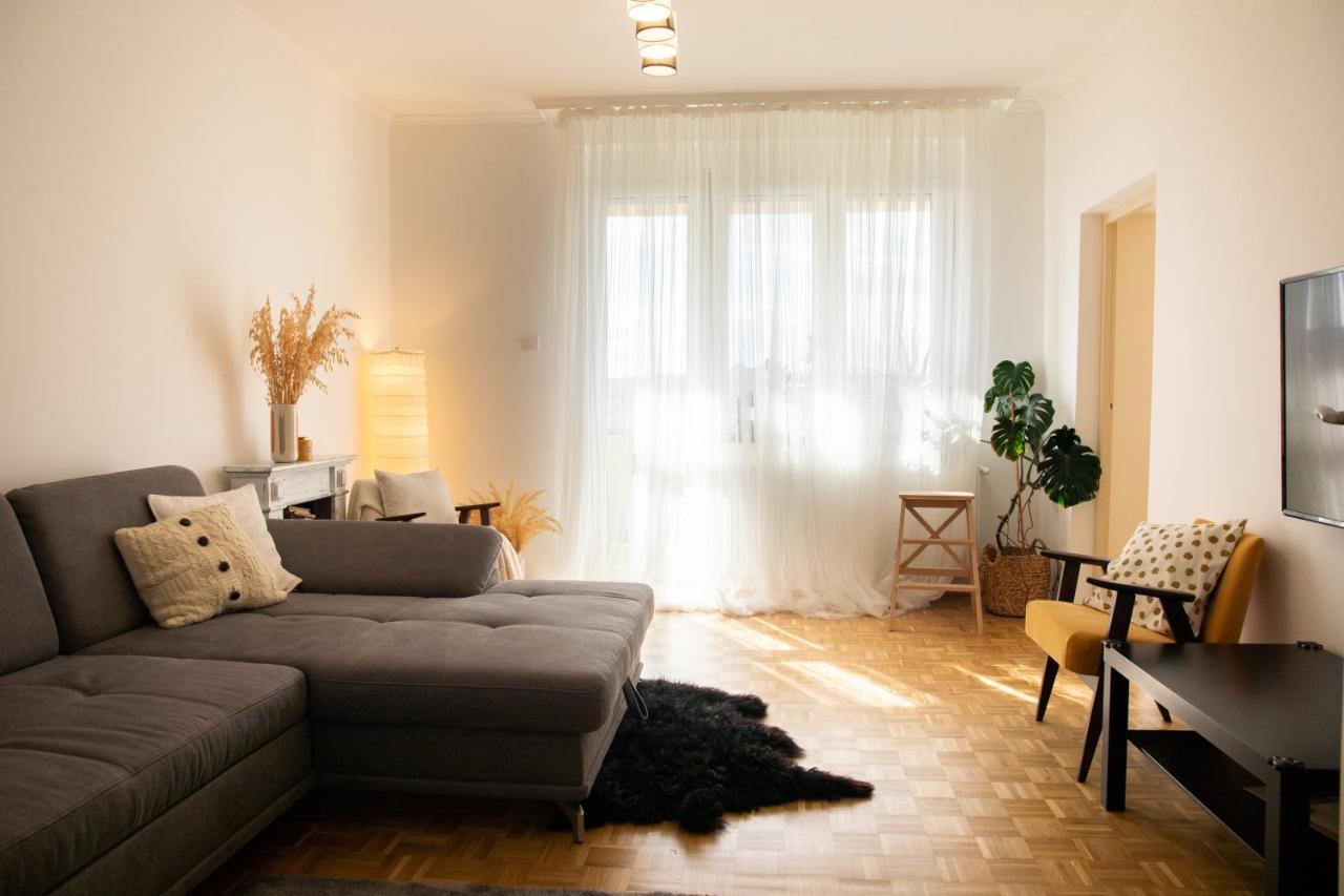 Firpo Apartman Eger Eksteriør bilde