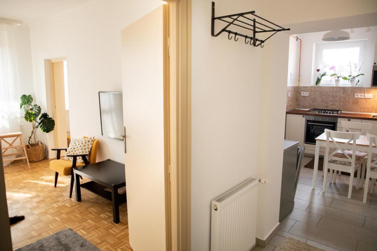 Firpo Apartman Eger Eksteriør bilde